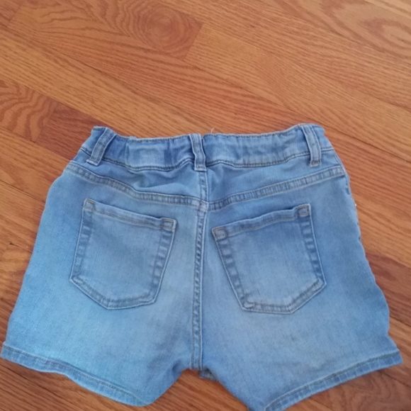 Girls L 10/12 jeans shorts - Picture 2 of 3